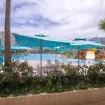 Lovely 2 Bedroom Appartment With Private Pool