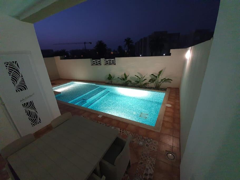 Lovely 2 Bedroom With Private Pool *