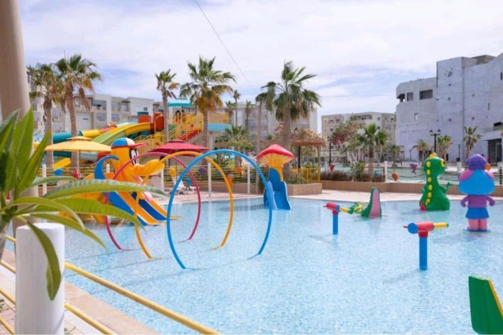 Lovely 2 Bedroom With Private Pool *